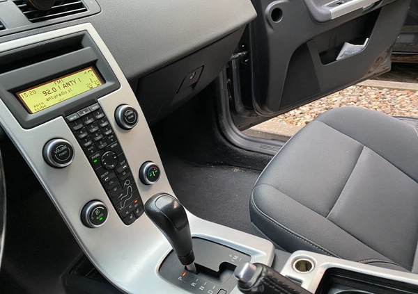 Volvo V50 cena 23500 przebieg: 335600, rok produkcji 2011 z Sopot małe 67